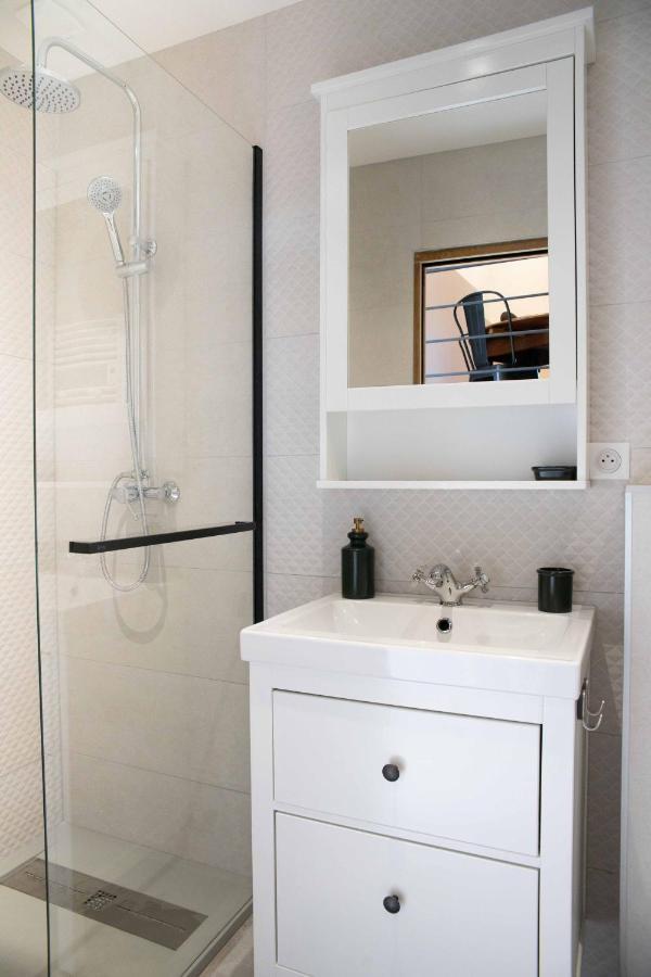 Appartement Atypique Au Coeur Des Alpes Barraux Bagian luar foto